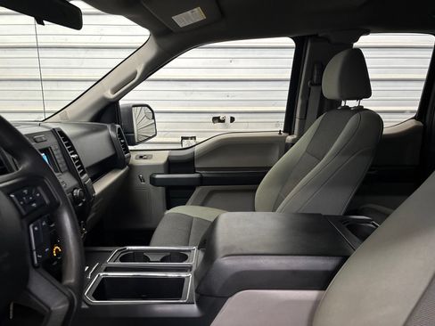 Used 2018 Ford F150 XL w/ Equipment Group 101A Mid AWD/4WD image 19