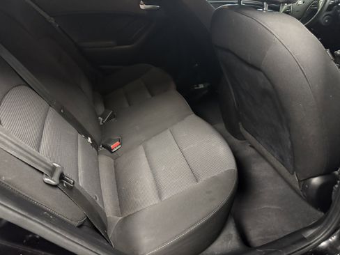 Used 2018 Kia Forte LX image 14