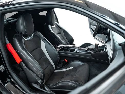 Used 2020 Chevrolet Camaro SS image 20