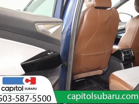 Used 2023 Volkswagen ID.4 Pro AWD/4WD image 28