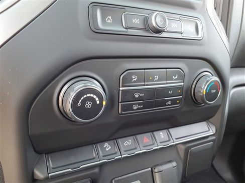 Used 2019 Chevrolet Silverado 1500 Custom Trail Boss image 16