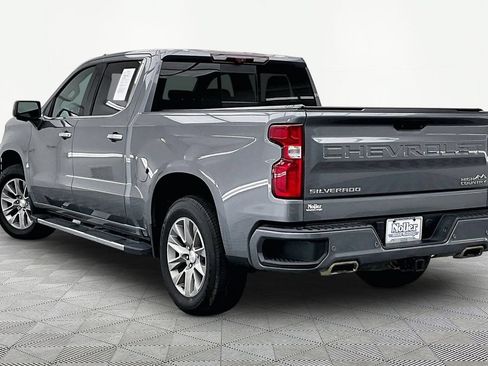 Used 2021 Chevrolet Silverado 1500 High Country w/ Technology Package AWD/4WD image 13