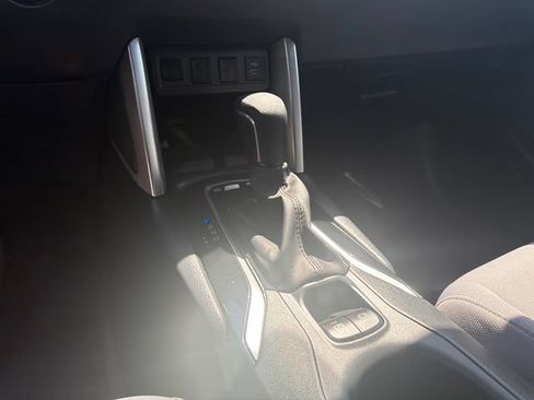 Used 2024 Toyota Corolla Cross AWD Hybrid image 34