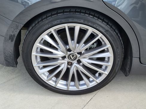 Used 2024 Lexus IS 300 w/ Premium Package image 7