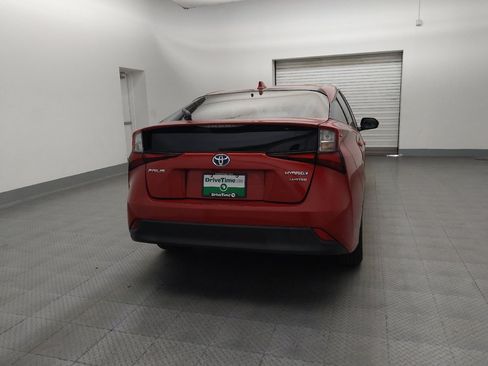 Used 2019 Toyota Prius Limited w/ Premium Convenience Package FWD image 7