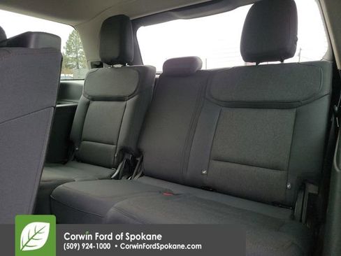 Certified 2025 Ford Expedition Active AWD/4WD image 12