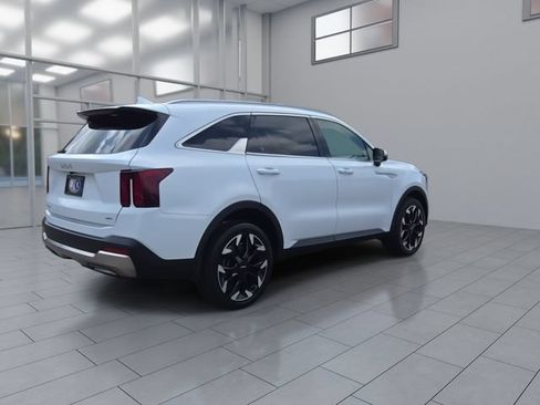 Used 2025 Kia Sorento X-Line EX AWD/4WD image 8