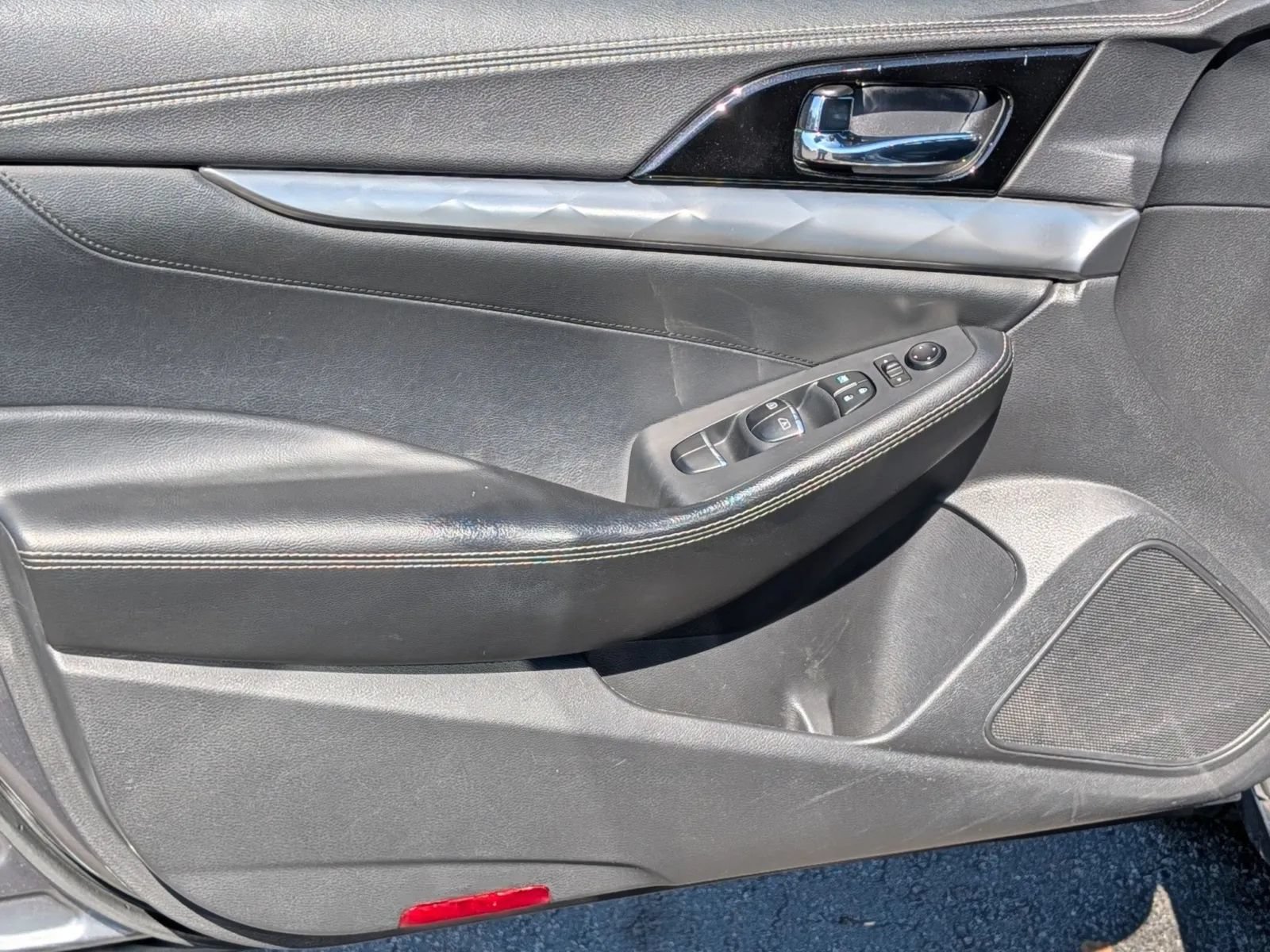 Used 2021 Nissan Maxima 3.5 SV w/ Floor Mat Group FWD image 10