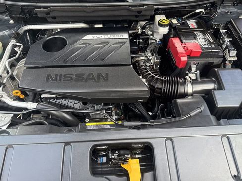 Used 2023 Nissan Rogue SV AWD/4WD image 10