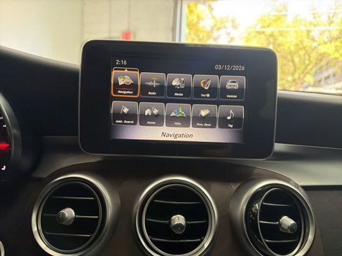 Certified 2018 Mercedes-Benz GLC 300 4MATIC image 34