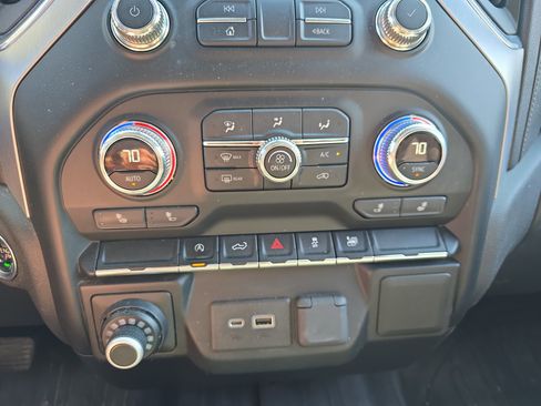 Used 2021 GMC Sierra 1500 SLE AWD/4WD image 24
