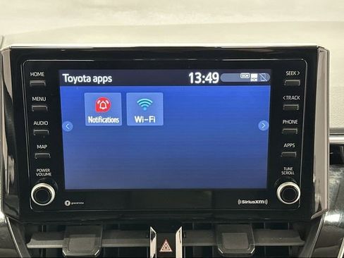 Used 2022 Toyota Corolla LE image 11