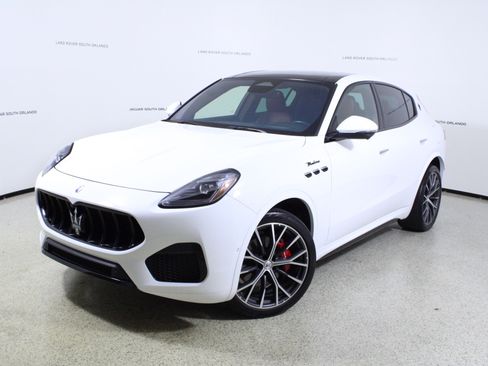 Used 2023 Maserati Grecale Modena image 1
