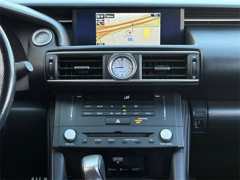 Used 2016 Lexus RC 350 image 17