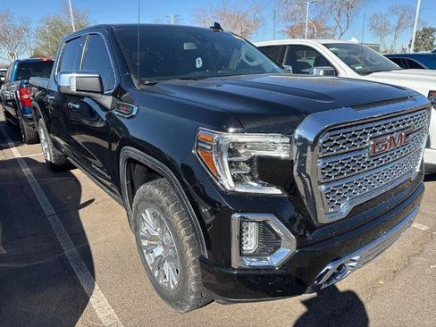 Used 2019 GMC Sierra 1500 Denali w/ Driver Alert Package II image 2