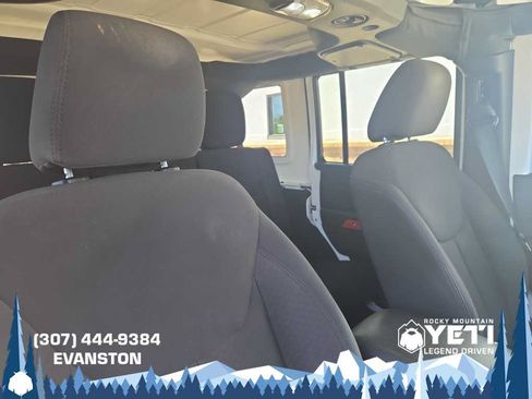 Used 2015 Jeep Wrangler Unlimited Sport w/ Power Convenience Group AWD/4WD image 10