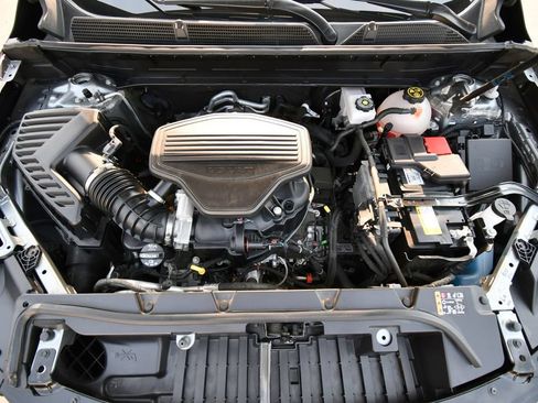 Used 2023 GMC Acadia SLT AWD/4WD image 13