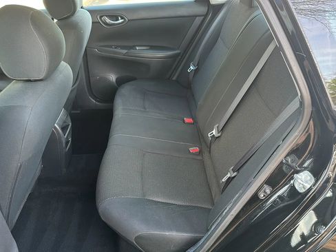 Used 2019 Nissan Sentra S image 16