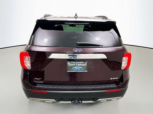 Used 2023 Ford Explorer XLT w/ Equipment Group 202A image 6