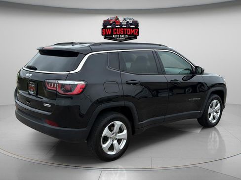 Used 2019 Jeep Compass Latitude AWD/4WD image 7
