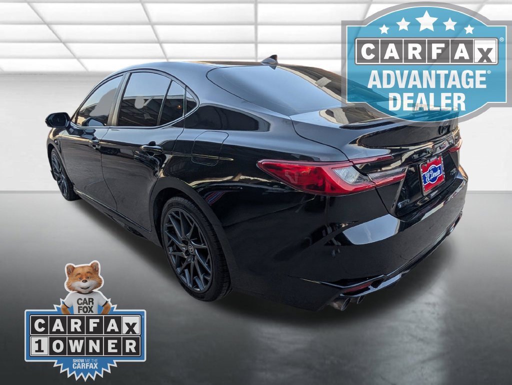Used 2025 Toyota Camry XSE FWD image 2