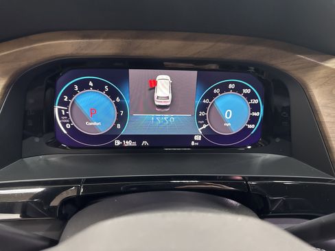 New 2025 Volkswagen Atlas SE image 17