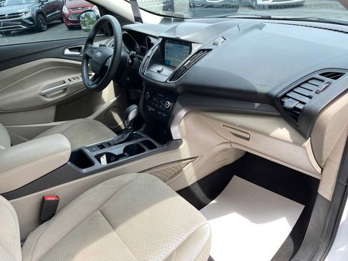 Used 2019 Ford Escape SE AWD/4WD image 28