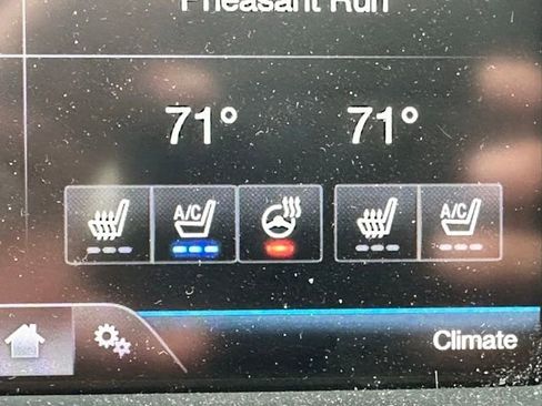 Used 2016 Ford Explorer Sport w/ Equipment Group 401A AWD/4WD image 18