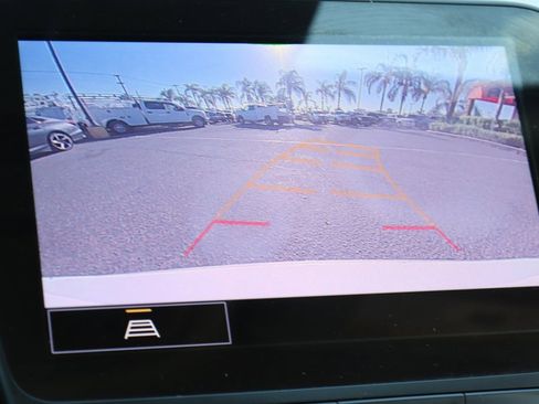 Used 2021 Chevrolet Malibu Premier image 32