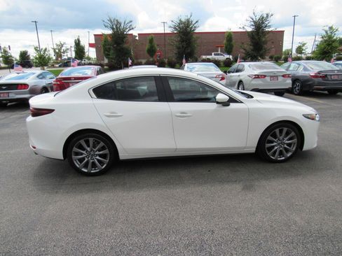 Used 2019 MAZDA MAZDA3 Sedan FWD image 7