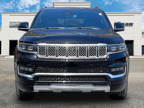 Used 2024 Jeep Grand Wagoneer Series III image 3