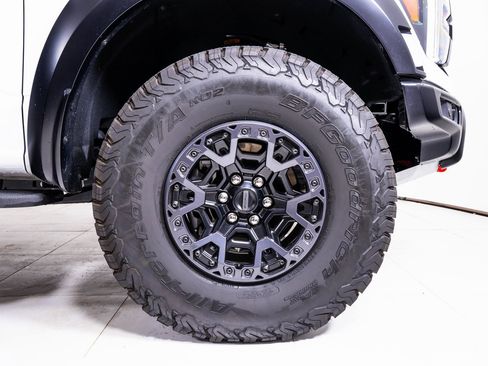 Used 2025 Ford F150 Raptor w/ Equipment Group 803A Raptor R image 14