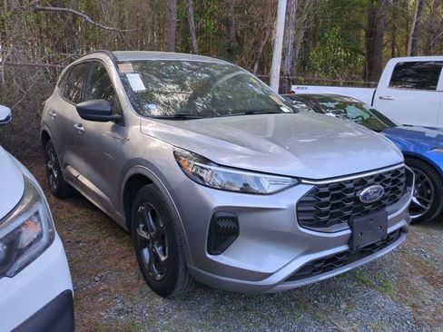 Used 2024 Ford Escape ST-Line image 4