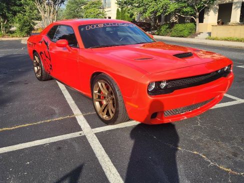 Used 2018 Dodge Challenger SRT Hellcat image 1