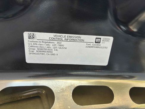 Used 2022 Chevrolet Traverse LS FWD image 67