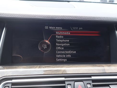 Used 2014 BMW 750Li RWD image 23