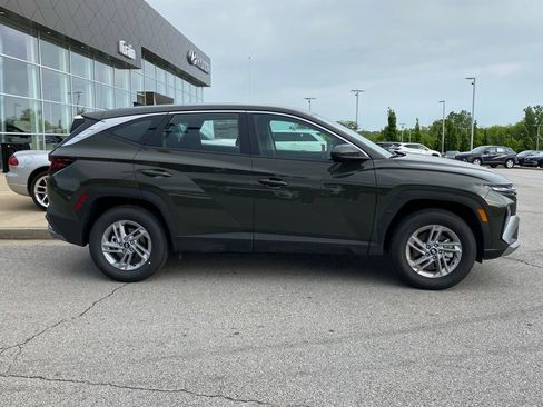 New 2026 Hyundai Tucson SE AWD/4WD image 10