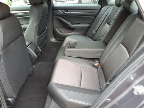 Used 2019 Honda Accord Sport image 9