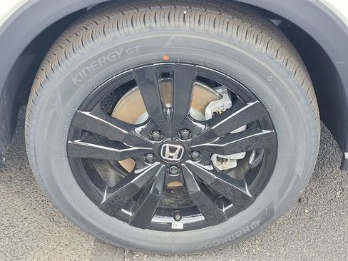New 2026 Honda HR-V Sport image 8
