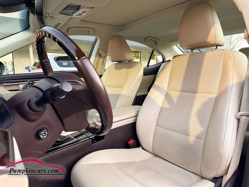 Used 2018 Lexus ES 350 w/ Navigation System Package image 42