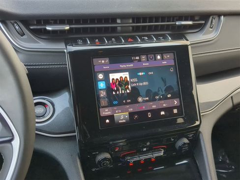 Used 2023 Jeep Grand Cherokee Altitude image 27