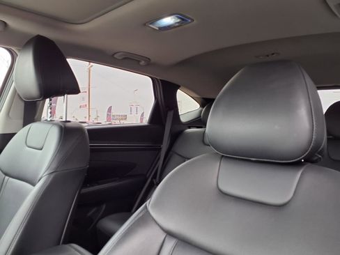 Used 2023 Hyundai Tucson SEL w/ Convenience Package image 17