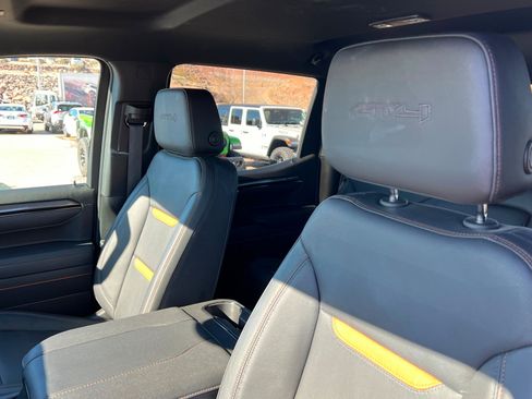 Certified 2025 GMC Sierra 1500 AT4 image 17