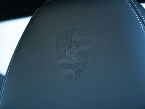 Used 2022 Porsche 911 GT3 image 11