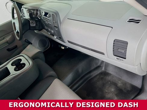 Used 2008 GMC Sierra 2500 W/T image 16