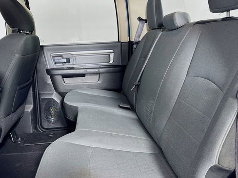Used 2021 RAM 1500 Classic SLT AWD/4WD image 10