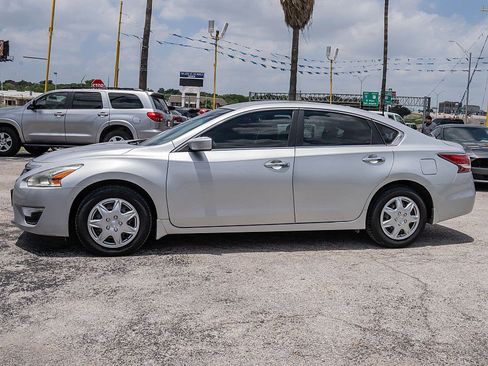 Used 2015 Nissan Altima 2.5 S w/ Power Driver Seat Package FWD image 8