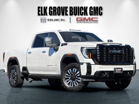 Used 2025 GMC Sierra 2500 Denali Ultimate AWD/4WD image 2