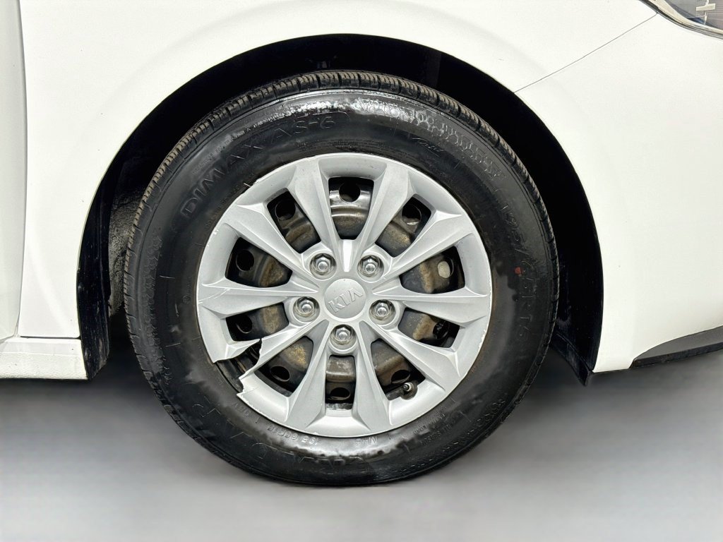Used 2020 Kia Forte Sedan FWD image 30