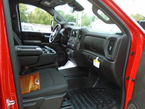 New 2025 GMC Sierra 3500 Pro w/ Convenience Package image 19